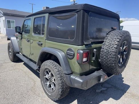 Used 2021 Jeep Wrangler Unlimited Rubicon AWD/4WD image 7