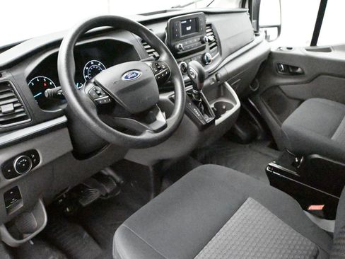 Used 2024 Ford Transit 250 Low Roof w/ Exterior Upgrade Package RWD image 2