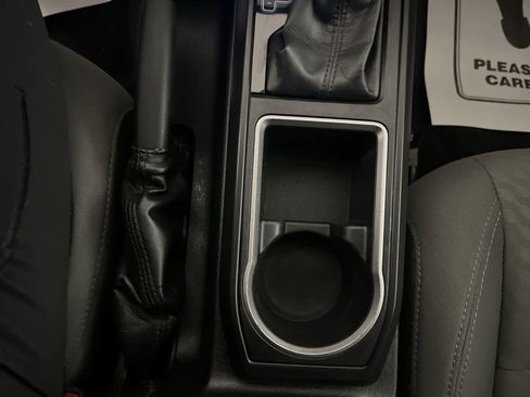 Used 2020 Toyota Tacoma SR image 22