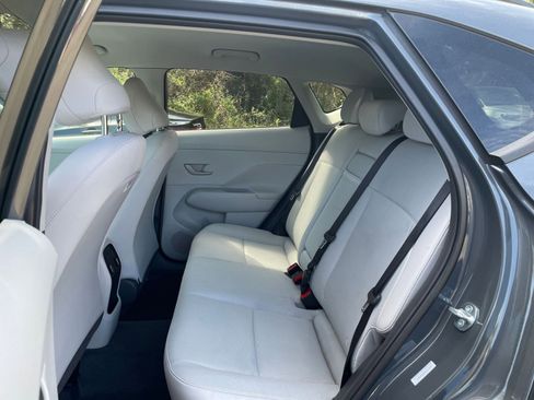 Used 2025 Hyundai Kona SEL image 25