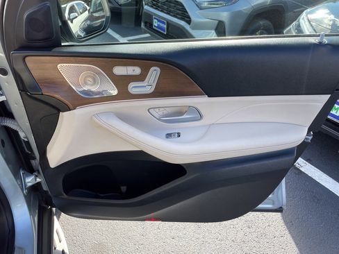 Used 2022 Mercedes-Benz GLE 350 4MATIC image 9