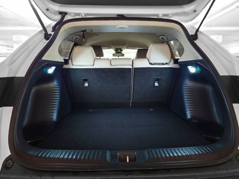 Used 2024 Honda HR-V LX image 9