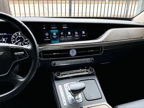 Used 2021 Genesis G90 3.3T Premium image 6