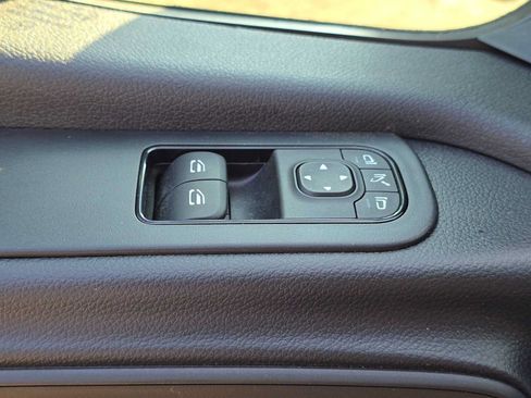 Used 2026 Mercedes-Benz Sprinter 2500 image 23