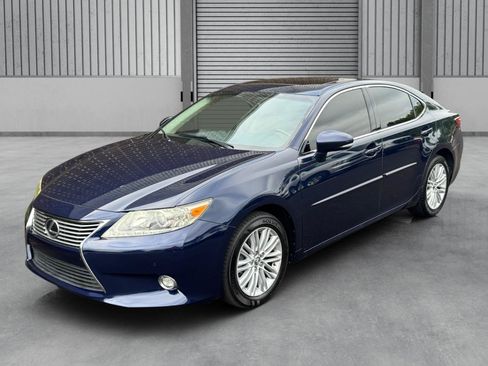 Used 2014 Lexus ES 350 w/ Luxury Package FWD image 31