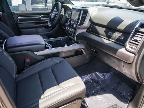 Certified 2025 RAM 1500 Big Horn AWD/4WD image 15
