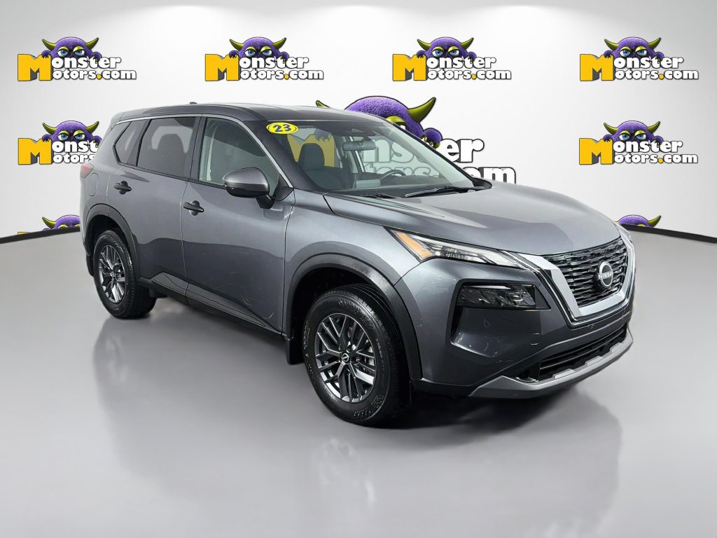 Used 2023 Nissan Rogue S AWD/4WD image 3