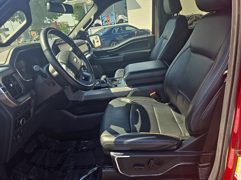 Used 2024 Ford F150 Lariat w/ Tow/Haul Package AWD/4WD image 12