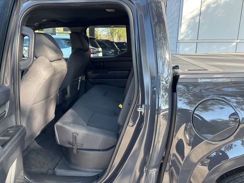 Used 2025 Toyota Tacoma SR5 image 5