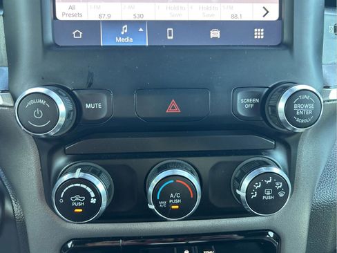 Used 2022 RAM 1500 Big Horn image 30