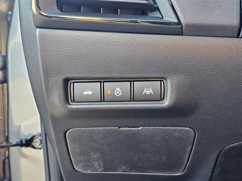 New 2026 Nissan Sentra SR w/ SR Premium Package image 30