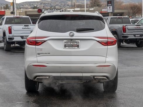 Used 2021 Buick Enclave Premium w/ Sun and Sites Package image 4