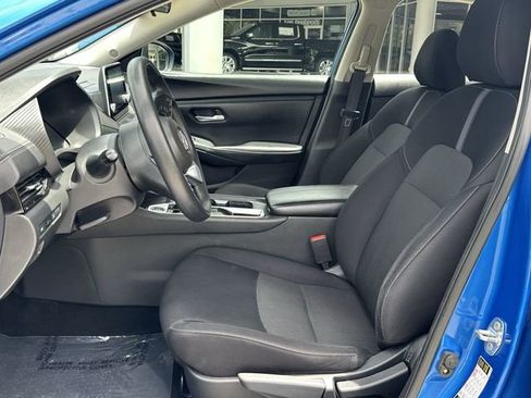 Used 2024 Nissan Sentra SV FWD image 30