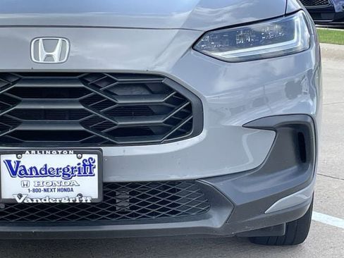 Used 2024 Honda HR-V Sport image 8