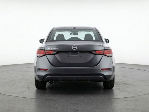 Used 2025 Nissan Sentra SV image 7