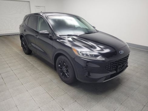 Used 2020 Ford Escape SE Sport image 11