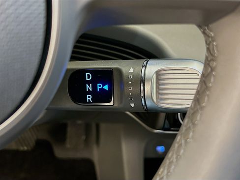 Used 2024 Hyundai Ioniq 5 SEL image 25