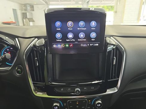 Certified 2023 Chevrolet Traverse LT FWD image 17