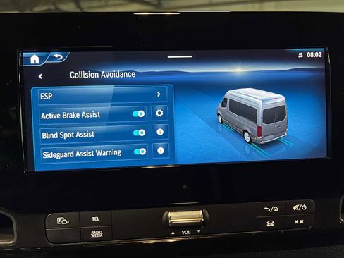 Used 2025 Mercedes-Benz Sprinter 2500 image 25