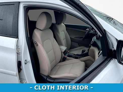 Used 2021 Hyundai Tucson Value w/ Cargo Package image 29