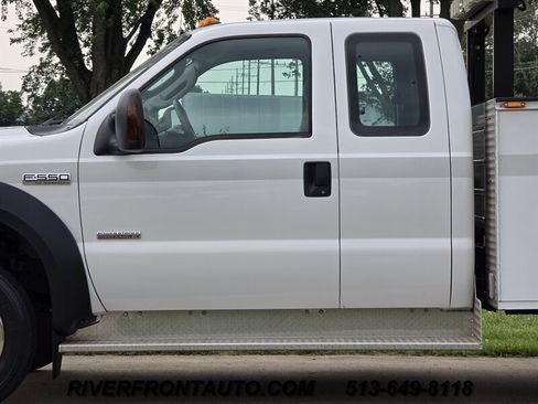 Used 2007 Ford F550 4x4 Super Cab Super Duty image 36