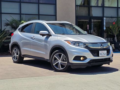 Used 2022 Honda HR-V EX image 3