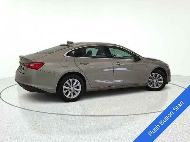 Used 2025 Chevrolet Malibu LT FWD image 6
