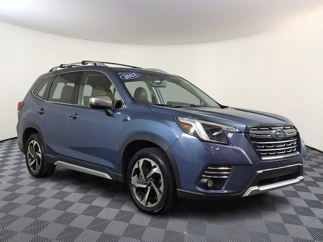 Certified 2023 Subaru Forester Touring AWD/4WD image 1