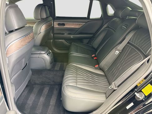 Used 2023 Genesis G90 3.5T AWD/4WD image 20