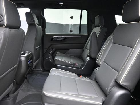 New 2026 Chevrolet Suburban Premier w/ Sun And Tow Package AWD/4WD image 14