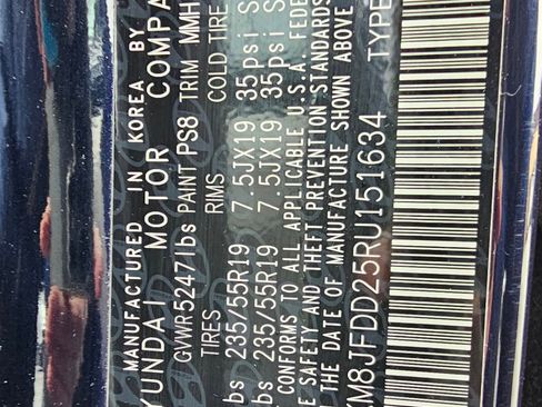 Used 2024 Hyundai Tucson Limited image 25