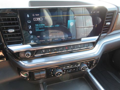 Certified 2024 Chevrolet Silverado 2500 High Country w/ High Country Premium Package AWD/4WD image 34