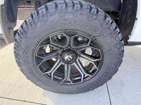 Used 2020 RAM 2500 Big Horn image 25