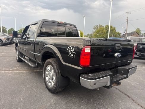 Used 2016 Ford F250 Lariat w/ Lariat Ultimate Package AWD/4WD image 9