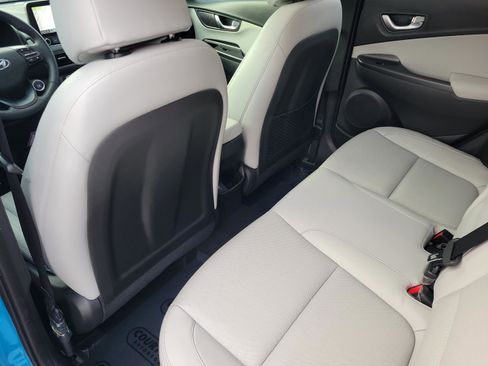 Used 2023 Hyundai Kona Limited image 12