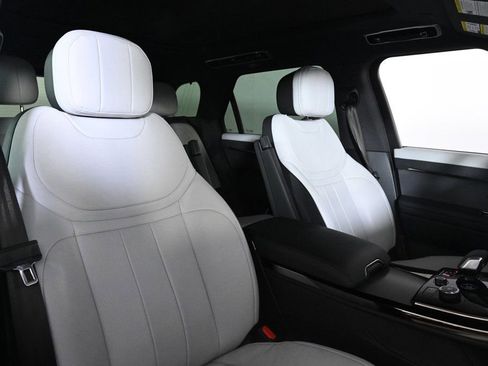 Used 2023 Land Rover Range Rover Sport SE Dynamic image 18