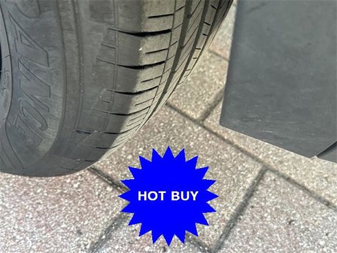 Certified 2022 Volkswagen Atlas Cross Sport SE image 11