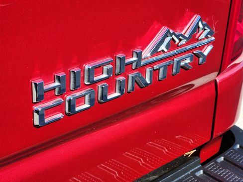 Used 2020 Chevrolet Silverado 3500 High Country w/ Z71 Off-Road Package image 10