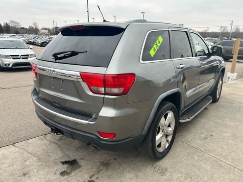 Used 2011 Jeep Grand Cherokee Overland Summit AWD/4WD image 5