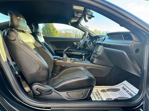 Used 2017 Ford Mustang Shelby GT350 image 32