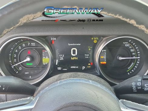 Used 2022 Jeep Wrangler Unlimited Rubicon 4xe w/ Cold Weather Group AWD/4WD image 25