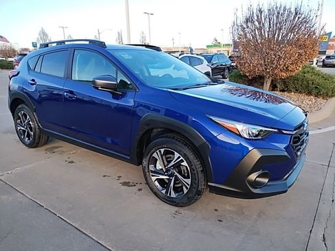 Used 2026 Subaru Crosstrek 2.0i Premium AWD/4WD image 5