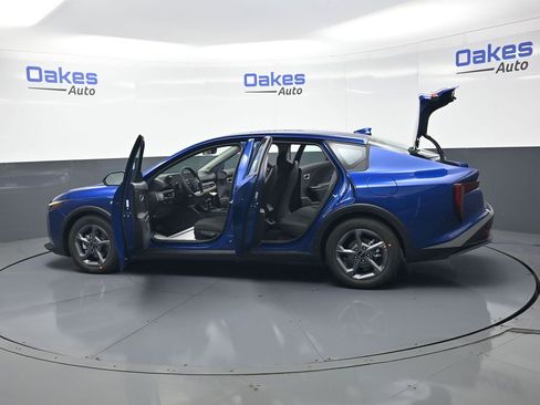 New 2026 Kia K4 LXS image 53