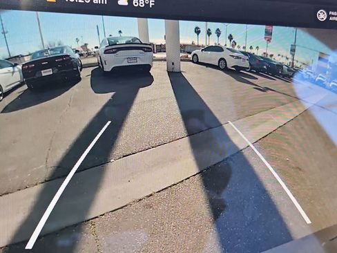 Used 2020 Tesla Model Y Long Range image 28