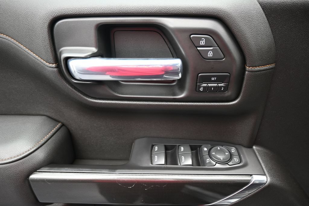 Used 2021 GMC Sierra 1500 AT4 w/ AT4 Premium Package AWD/4WD image 11