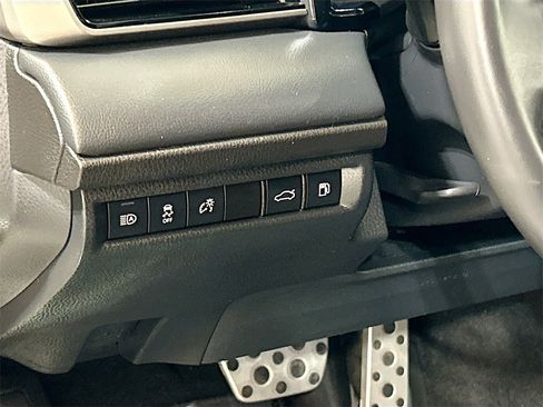 Used 2025 Toyota Camry XSE image 8