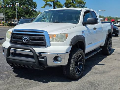 Used 2013 Toyota Tundra 2WD Double Cab w/ Tow Pkg image 5