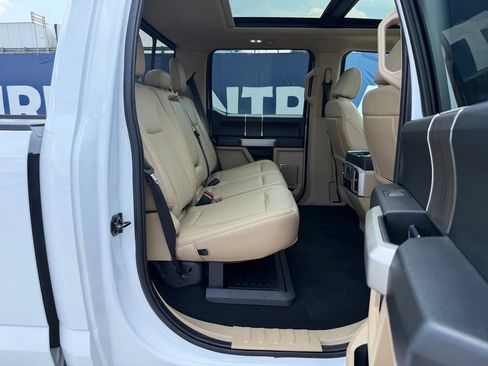 Used 2021 Ford F250 Lariat w/ Chrome Package AWD/4WD image 33