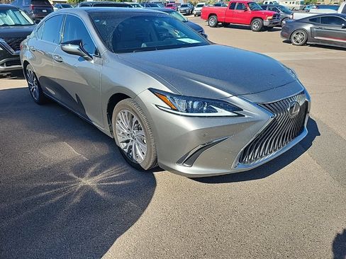 Used 2021 Lexus ES 350 w/ Premium Package FWD image 3
