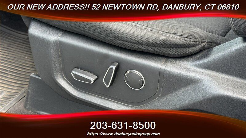 Used 2018 Ford F150 XLT w/ Equipment Group 302A Luxury AWD/4WD image 12